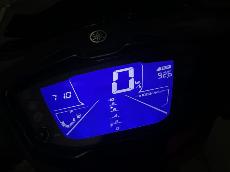 ヤマハ シグナスグリファス|【新車バイク4台・モニターレポート】ヤマハ・シグナスグリファス編:その1