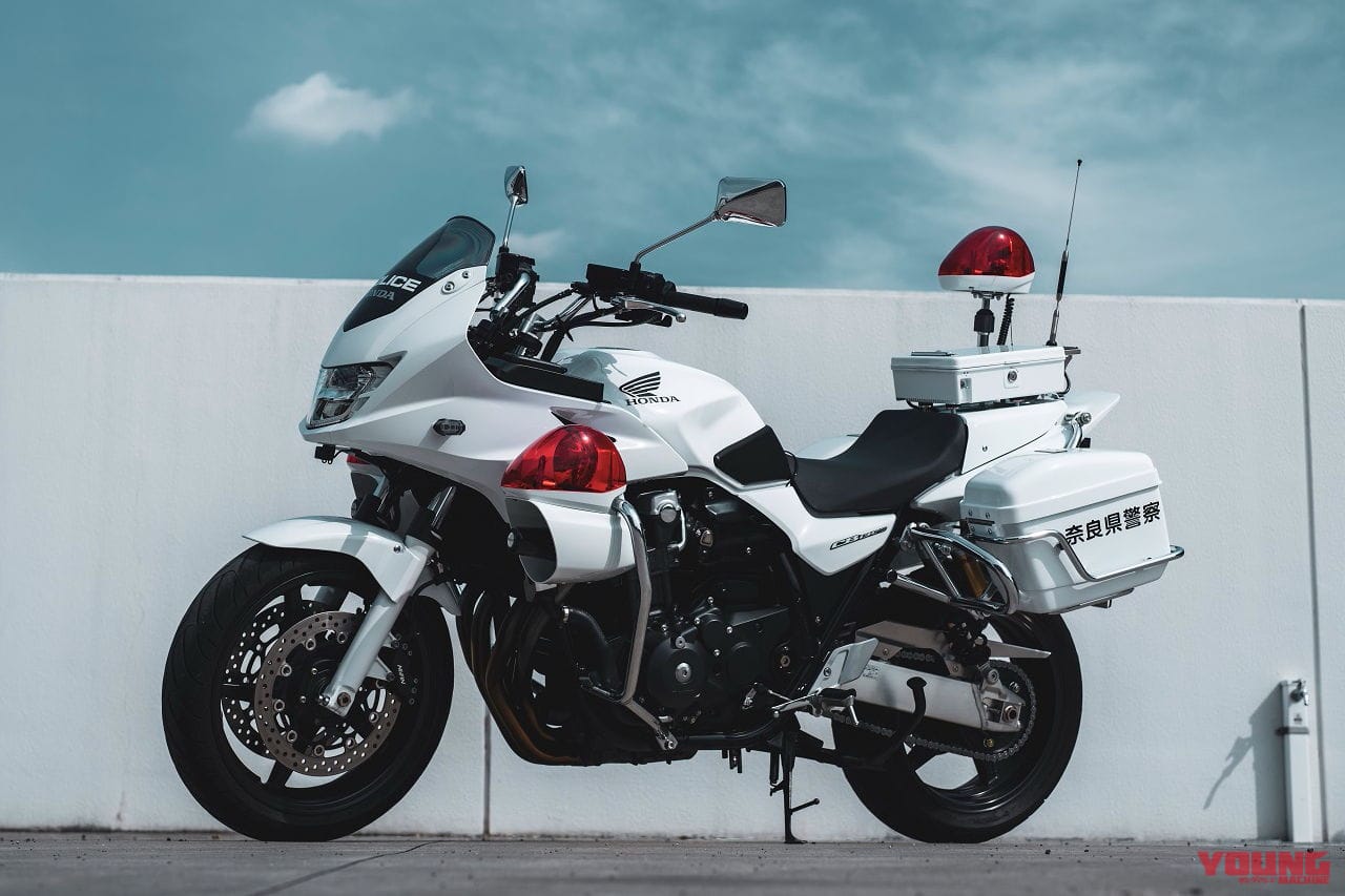 KOOD|アクスルシャフト|白バイ|奈良県警|白バイに正式採用!! クロモリ鋼の高精度アクスルシャフトが より正確な操縦を実現