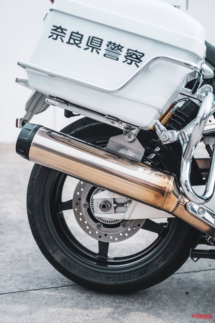 KOOD|アクスルシャフト|白バイ|奈良県警|白バイに正式採用!! クロモリ鋼の高精度アクスルシャフトが より正確な操縦を実現
