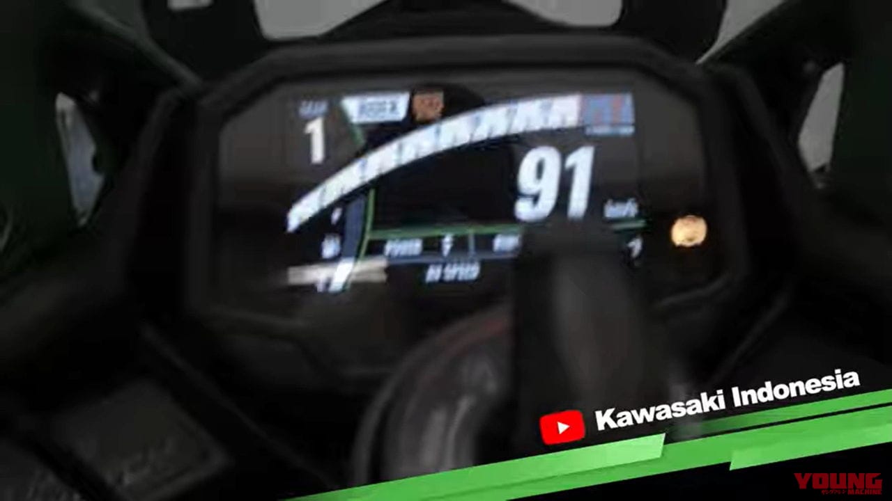 カワサキ|ニンジャZX-4RR|インドネシア仕様|2023年モデル|カワサキ「ニンジャZX-4RR」の最高速が判明!! 走行動画ほか公開、ニーゴー4気筒とは音が全然違うぞ!【海外】