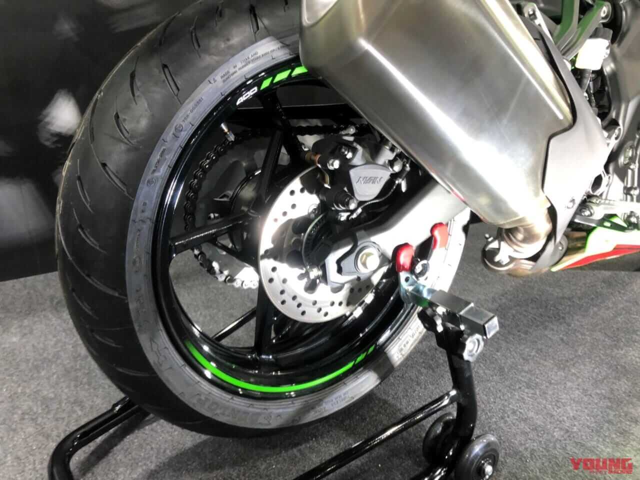 カワサキ|ニンジャZX-4RR|大阪モーターサイクルショーより入電ッ!! ラムエア80馬力の「ニンジャZX-4RR」で4気筒ヨンヒャク復活の狼煙!