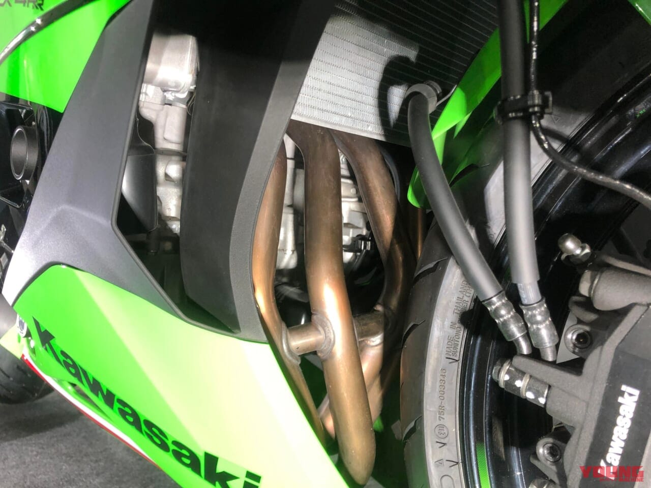 カワサキ|ニンジャZX-4RR|大阪モーターサイクルショーより入電ッ!! ラムエア80馬力の「ニンジャZX-4RR」で4気筒ヨンヒャク復活の狼煙!