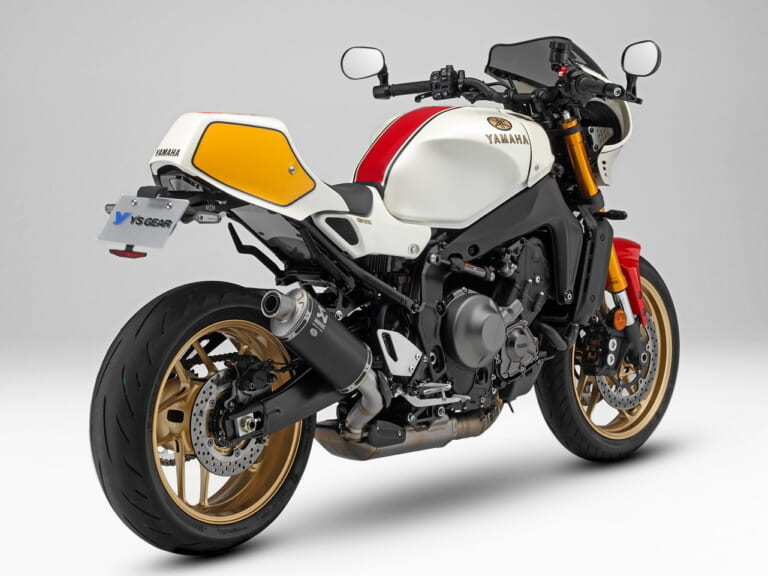 XSR900(2022~)用 Authentic Sports Blood line 外装セット|早くも発売決定! ヤマハ「XSR900」純正カスタム・カウルキットは数量限定、’70〜’80年代カラーを復刻