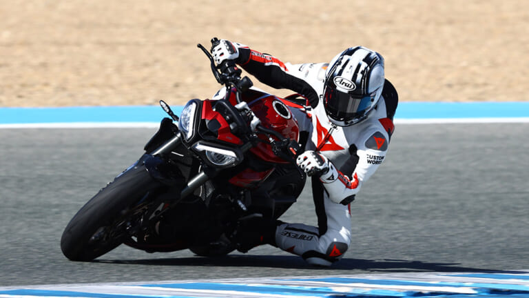 【原田哲也×トライアンフ ストリートトリプル765 RS＆R】原田哲也さんが海外試乗会に参加「ハンドリング、エンジンすべてが好き！」