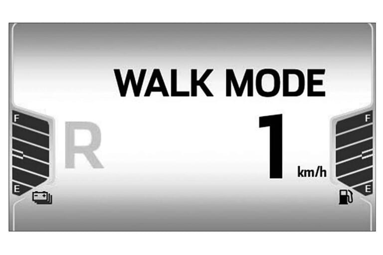 カワサキ・ハイブリッド&EV|「eブースト」でガツンと超加速! カワサキ電動&ハイブリッドのメーターが見えた!