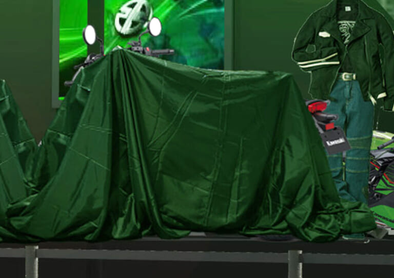 カワサキ|大阪モーターサイクルショー|エリミネーター|カワサキの新生エリミネーター、ポロリしちゃった!?  お尻がチラ見えしてるぞッ!!