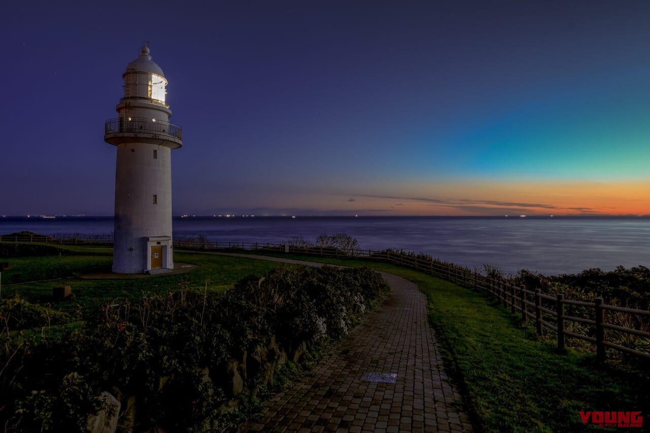 ダムの次は灯台だッ! フォトコン優秀作品を見て海岸線を走りたくなった【函館市 恵山岬灯台】