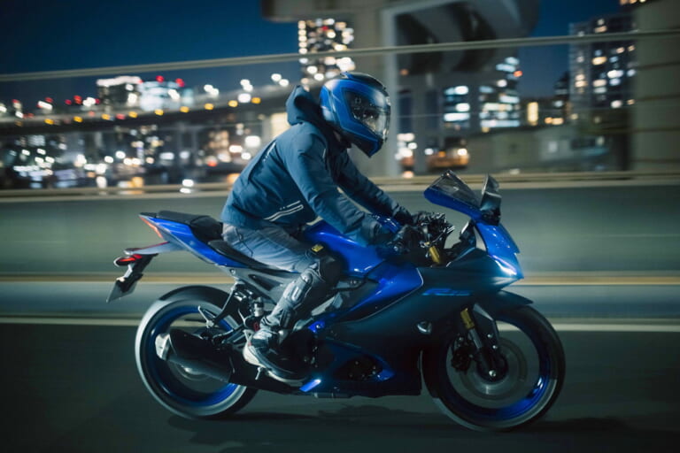 ヤマハ|YZF-R15|国内導入確定!! ヤマハ「XSR125」「YZF-R125/R15」「MT-125」がモーターサイクルショーに出展される!