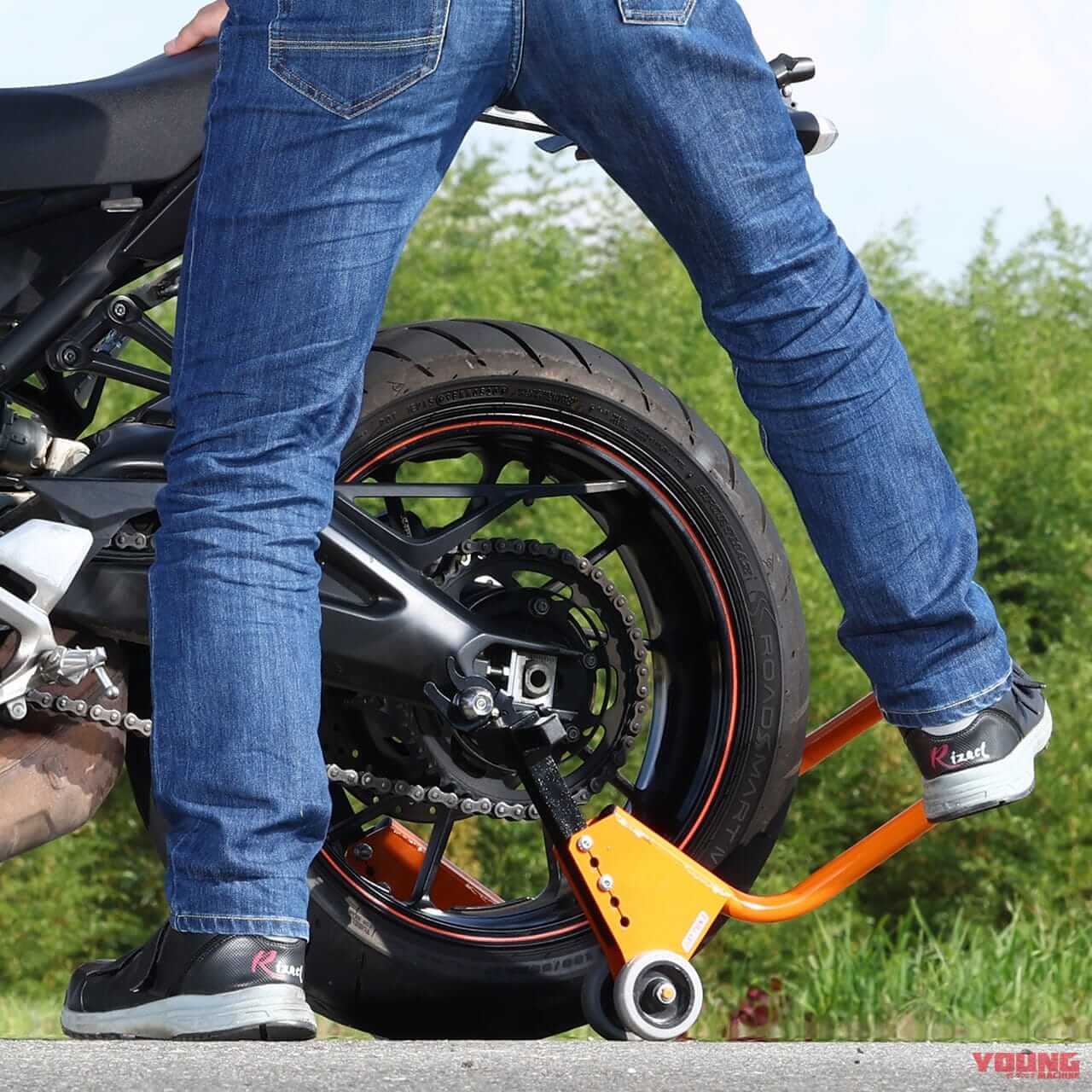 |デイトナ ワンタッチリアスタンド U型クランプアタッチメント試用インプレッション【外れない、だから安心!】