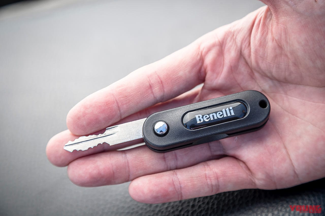 |ベネリ インペリアーレ400試乗インプレッション【究極のモダンシングル】