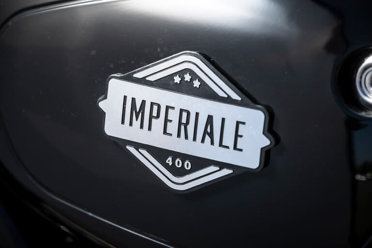 ベネリ インペリアーレ400|サイドカバー|ベネリ インペリアーレ400試乗インプレッション【究極のモダンシングル】