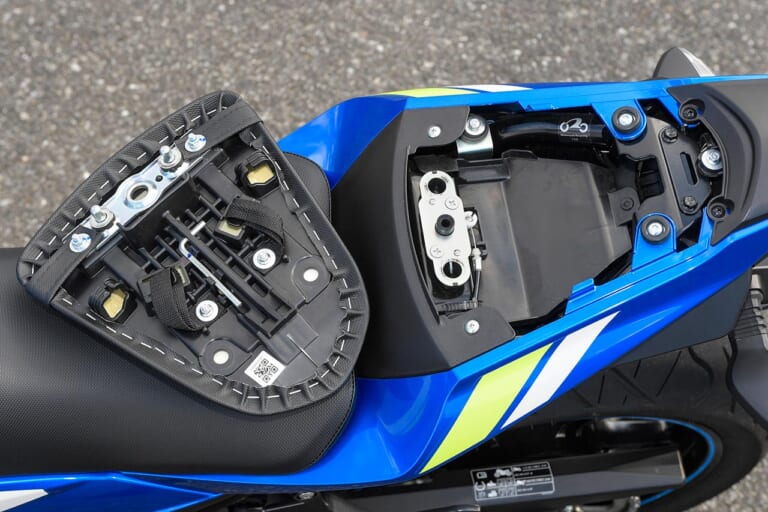 スズキGSX250R ABS|シート|スズキGSX250R ABS試乗インプレッション【際立つ安定性と懐の広さが魅力】