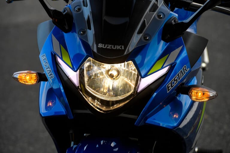 スズキGSX250R ABS|ヘッドライト|スズキGSX250R ABS試乗インプレッション【際立つ安定性と懐の広さが魅力】