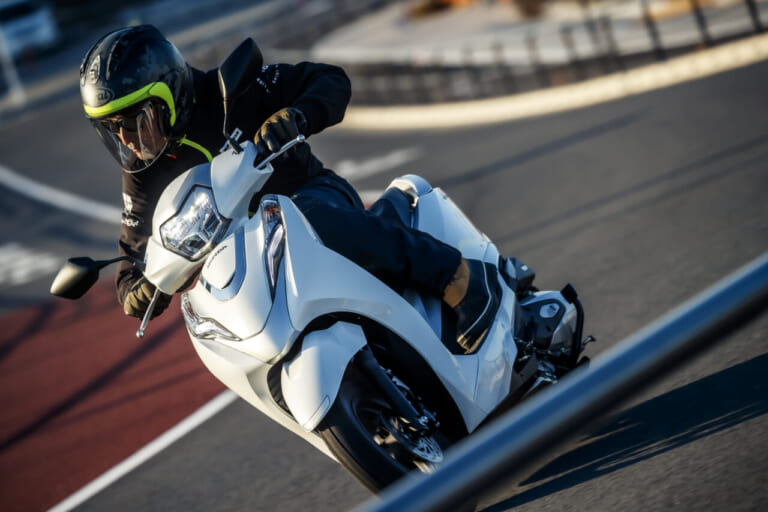 HONDA LEAD125|国産125ccスクーター、5台まとめて走り比べ!!〈アヴェニス125/アドレス125/ジョグ125/アクシスZ/リード125〉