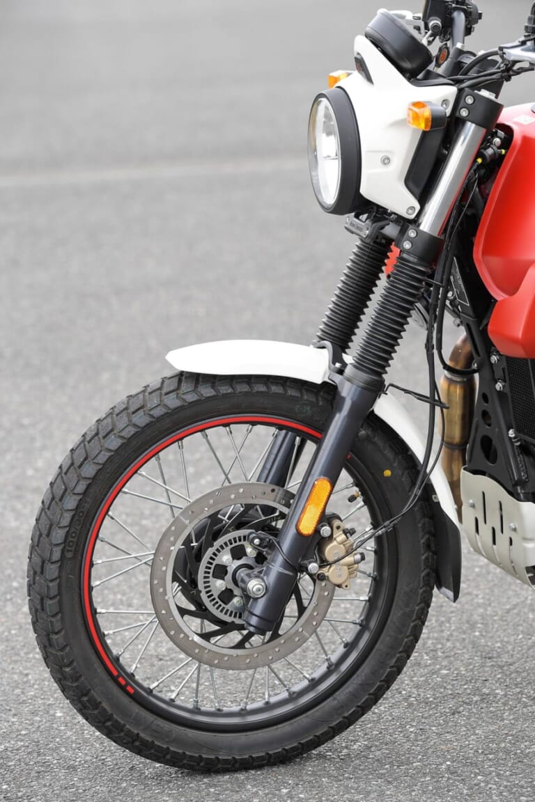 ロイヤルエンフィールド スクラム411|フロント|ロイヤルエンフィールド スクラム411試乗インプレッション【フロント19インチ化で万能度アップ!】