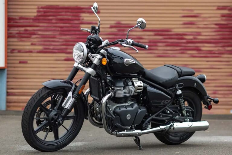 ロイヤルエンフィールド|スーパーメテオ650|ロイヤルエンフィールド「スーパーメテオ650」のデザイナーに直撃!『旗艦に相応しい貫禄と質感、でも乗りやすい』