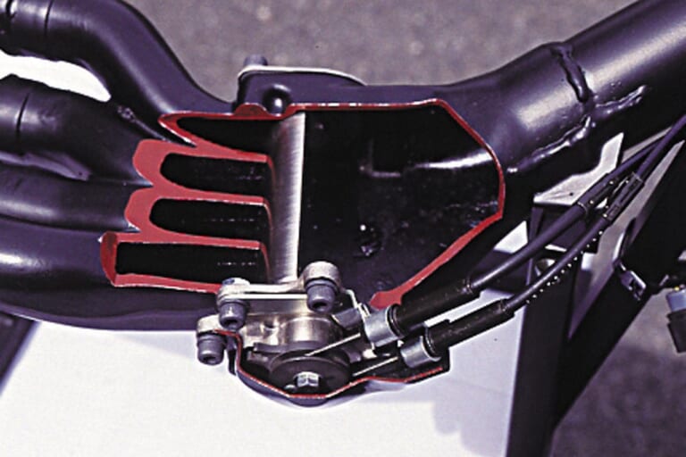 ヤマハ FZR400R|「限定車“R”は可変排気バルブEXUP初搭載」1986ヤマハFZR400:FZ400Rの発展進化形【ニッポン旧車列伝】