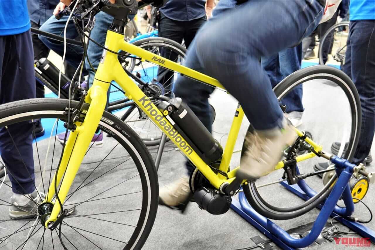 ローラー台|後付けアシスト&コネクテッド化の「スマチャリ」跨りインプレ速報! グラベルバイクや小径車の搭載例もあったぞ!