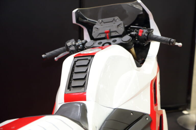 サイクロン号|シン・仮面ライダー|『シン・仮面ライダー』サイクロン号の実車を拝見!! 初代オマージュのこだわりが満載だぁ!