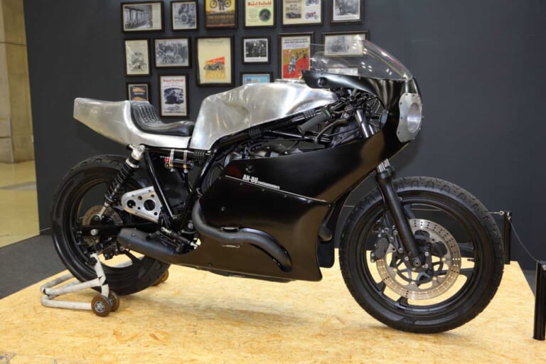 ロイヤルエンフィールド|Royal Enfield-改|ロイヤルエンフィールド「スーパーメテオ650」のデザイナーに直撃!『旗艦に相応しい貫禄と質感、でも乗りやすい』