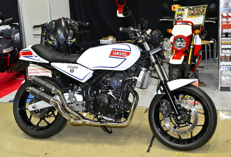 モトドーウェル:RZ-25|MTベースのRZ250?! 超厳選、注目カスタムマシン10選【東京モーターサイクルショー2023】
