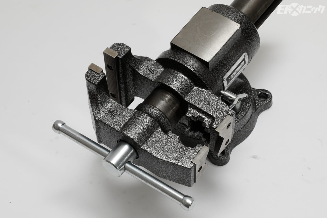 ｜ガレージに置きたい便利工具×7選〈ツールケース／コンプレッサーetc.｜アストロプロダクツ〉
