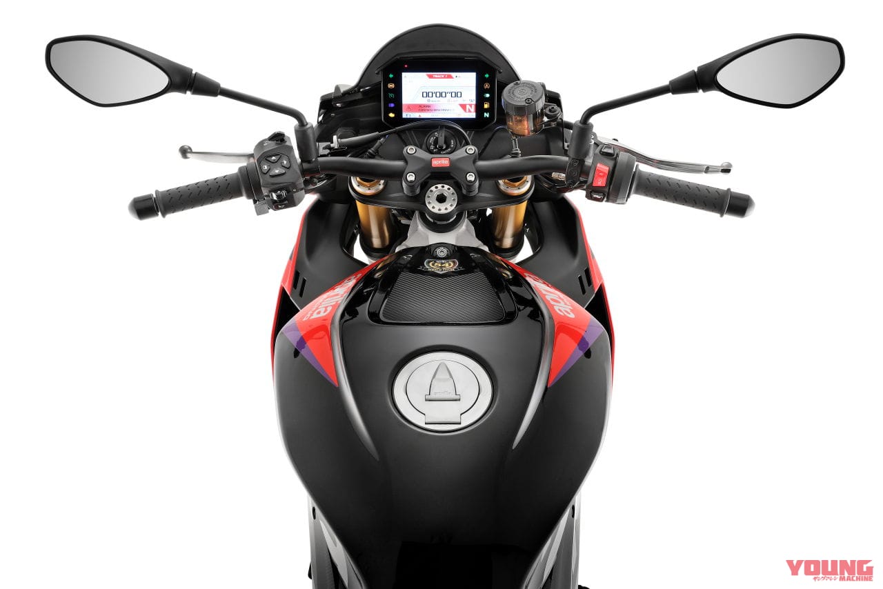 アプリリア|トゥオーノV4ファクトリー|2023年モデル|原付二種からリッタースポーツまで、アプリリアが2023年モデル×6機種を発表