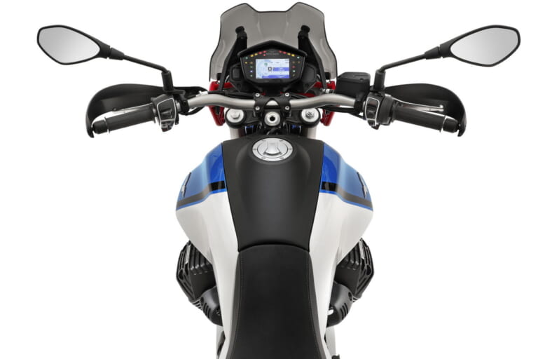 モトグッツィ|V85TT|2023年モデル|モトグッツィ「V7スペシャル」「V7ストーン」「V85TT」が2023年ニューカラーで登場!