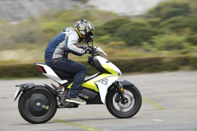 コイツ……なんだか２ストっぽいぞ!!  サイバー系電動スポーツ「FERO FW-06」試乗インプレッション