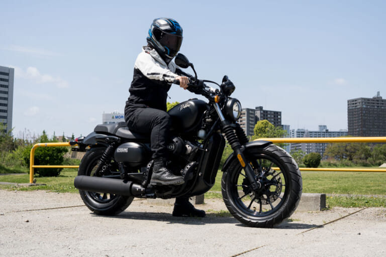 V型2気筒の原付二種 GV125Sボバー試乗レビュー