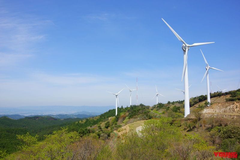 青山高原公園線|知る人ぞ知る! 風車と走る爽快ロード:三重県 青山高原公園線〈モトツー的ニッポン絶景道〉