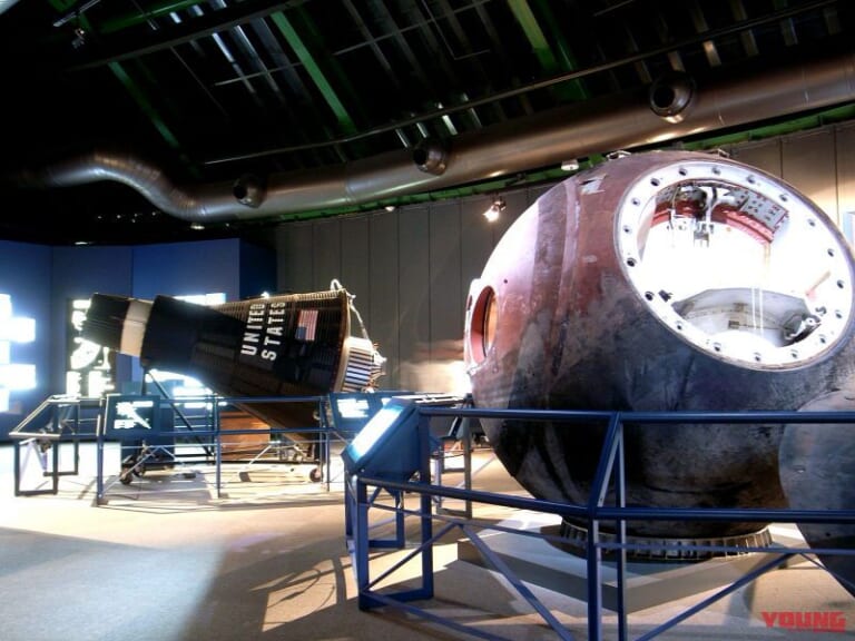 宇宙科学博物館コスモアイル羽咋|波打ち際を大疾走! 海に最も近い道:石川県 千里浜なぎさドライブウェイ〈モトツー的ニッポン絶景道〉