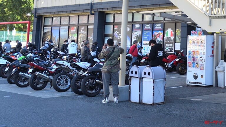 「走りには行かないの？」バイク用品店に集まる休日ライダーたち…その理由を聞いてみた【バイク用品店の魔力！】（40ページ目）