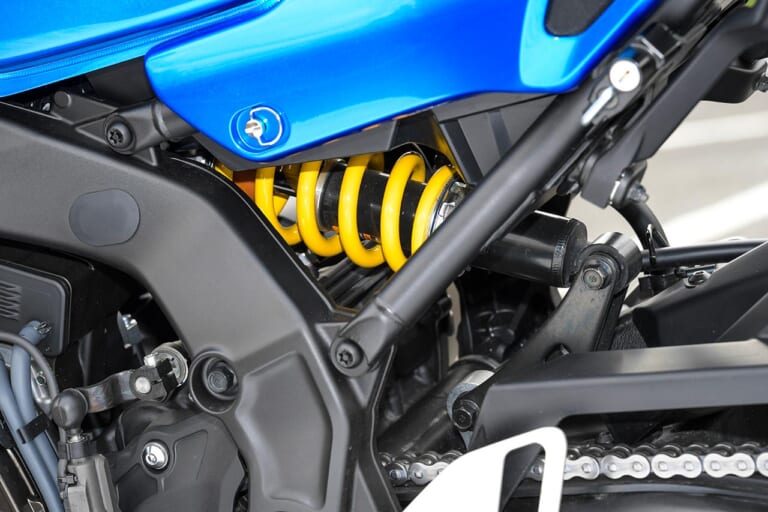 ヤマハXSR900|サスペンション|ヤマハXSR900試乗インプレッション【馬力向上&電脳化、操る楽しさを凝縮】