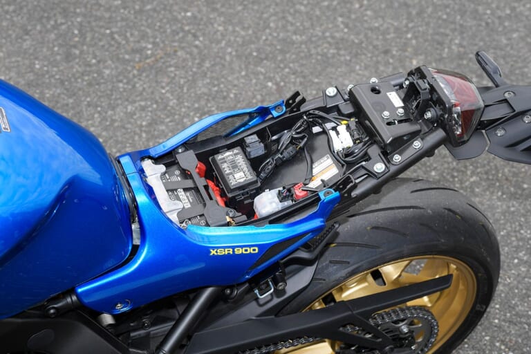 ヤマハXSR900|シート下|ヤマハXSR900試乗インプレッション【馬力向上&電脳化、操る楽しさを凝縮】