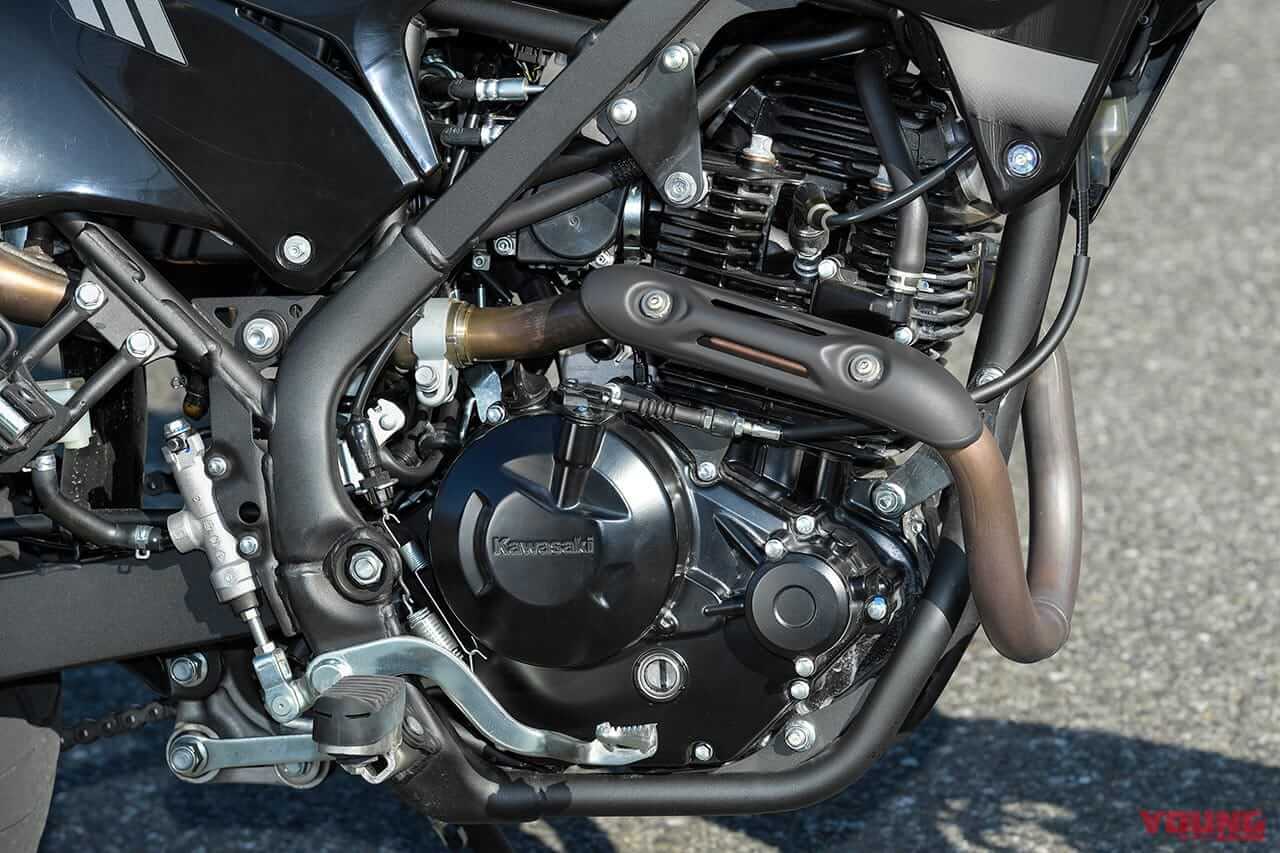 |カワサキKLX230SM試乗インプレッション【俊敏&旋回力抜群、正統派モタードだ】