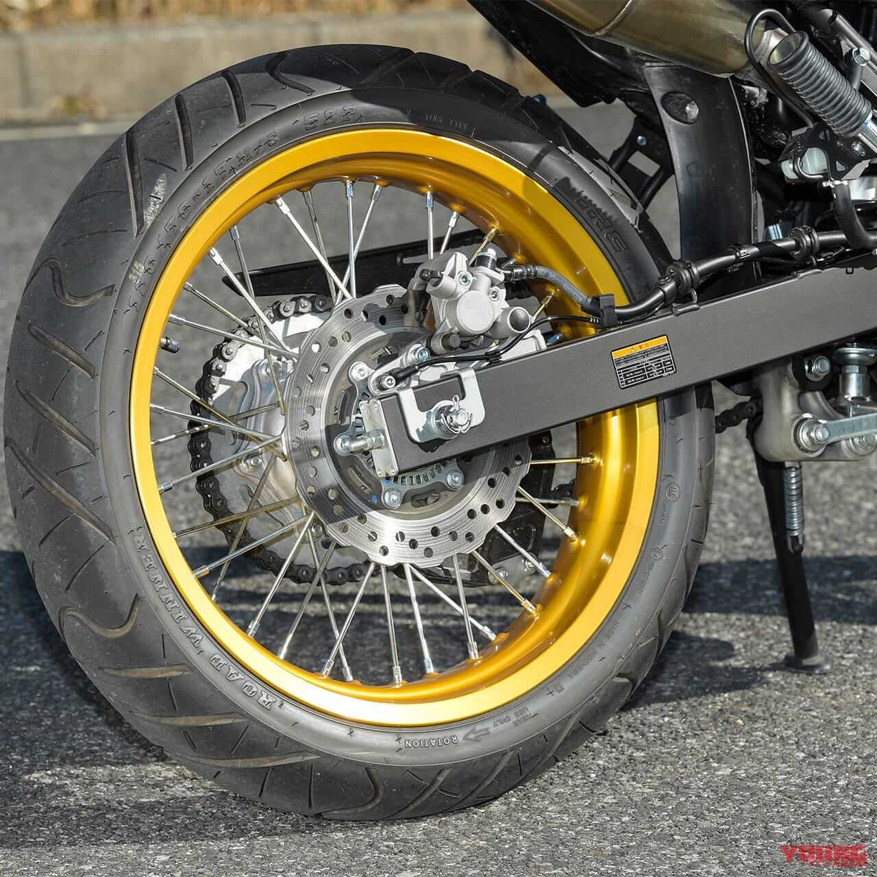 カワサキKLX230SM|足まわり|カワサキKLX230SM試乗インプレッション【俊敏&旋回力抜群、正統派モタードだ】