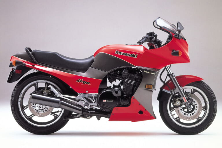 カワサキ|Ninja|1984年モデル|栄光の20年を振り返る カワサキ「GPZ900R」ヒストリー【1984-2003 全カラーバリエーション収録】