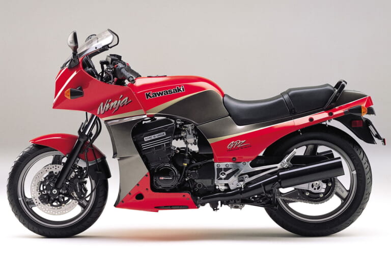 カワサキ|GPZ900R|2000年モデル|栄光の20年を振り返る カワサキ「GPZ900R」ヒストリー【1984-2003 全カラーバリエーション収録】