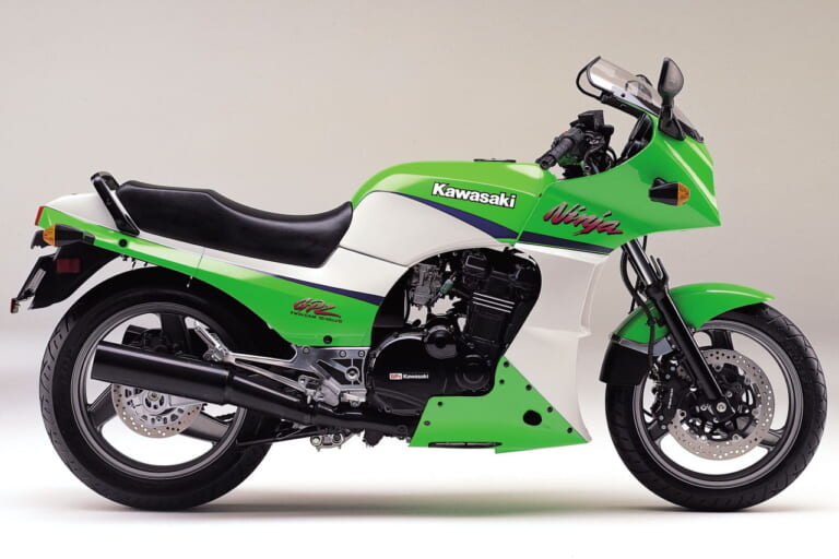 カワサキ|GPZ900R|2001年モデル|栄光の20年を振り返る カワサキ「GPZ900R」ヒストリー【1984-2003 全カラーバリエーション収録】