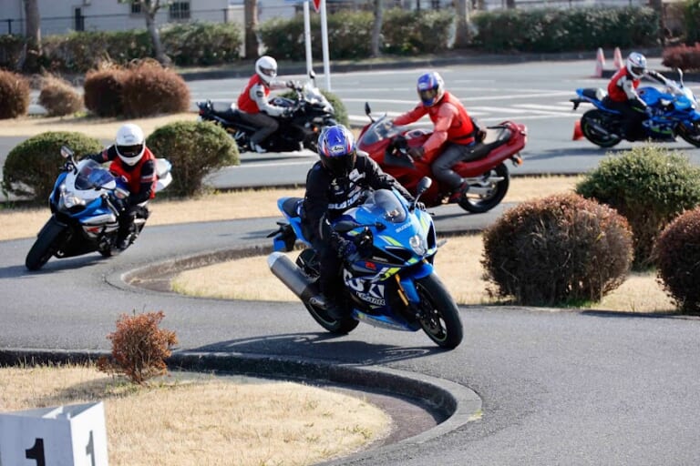 スズキ北川ライディングスクール|世界王者のワザを盗め! 「スズキ北川ライディングスクール」が2023年度の開催概要を発表