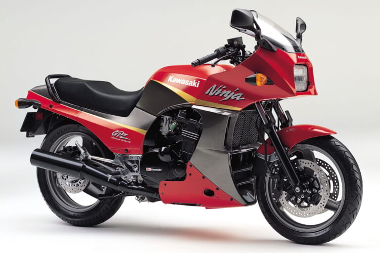 カワサキ|GPZ900R|2003年モデル|栄光の20年を振り返る カワサキ「GPZ900R」ヒストリー【1984-2003 全カラーバリエーション収録】