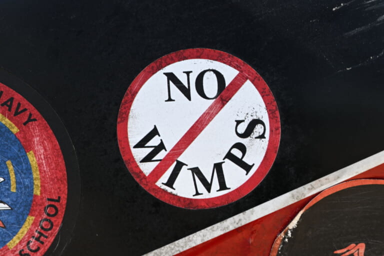 カワサキ|GPz900R|トップガン マーヴェリック|トップガン マーヴェリックがもっと楽しめる! 知ってびっくりな「GPZ900R」劇中車のこだわり