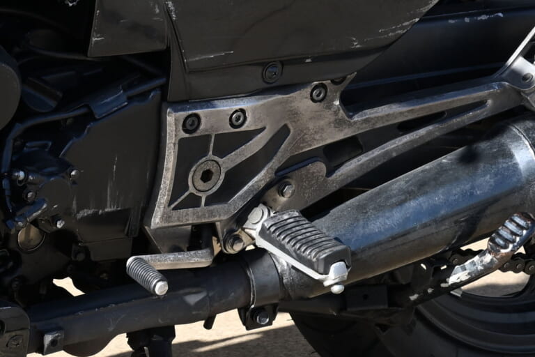 カワサキ|GPz900R|トップガン マーヴェリック|トップガン「GPZ900Rマーヴェリック号」の36年間はいかにして再現されたか。そのディテールに迫る