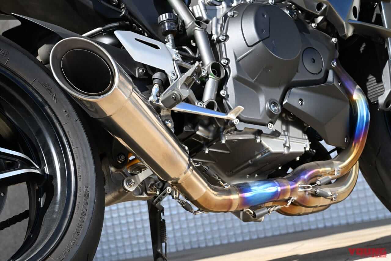 KAWASAKI Ninja H2|トップガン「GPZ900Rマーヴェリック号」の36年間はいかにして再現されたか。そのディテールに迫る