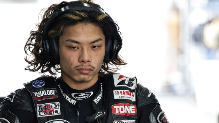 阿部恵斗の世界を見据えた挑戦 vol.1【ミュージシャンのようなロン毛とワイルドな口ヒゲ、今どきのイケメンライダー】