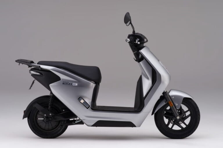 ホンダ|EM1 e:|欧州仕様|2023年モデル|30万円切りでさらに補助金10万円超ってマジ?! ホンダの電動原付バイク「EM1 e:」欧州初のEV投入、日本でも間もなく発表か