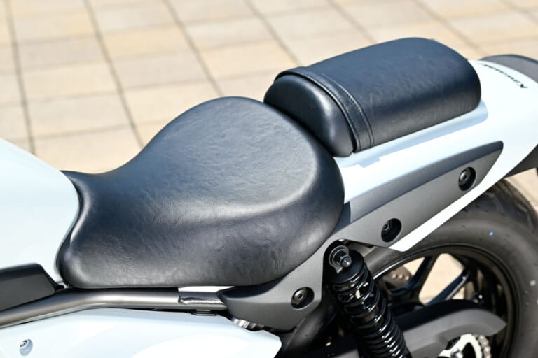 カワサキ|エリミネーターSE|2023年モデル|カワサキ新型「エリミネーターSE」に乗った! 安心の車体×元気なエンジンで普段使いからツーリング、スポーツまでイケそう!