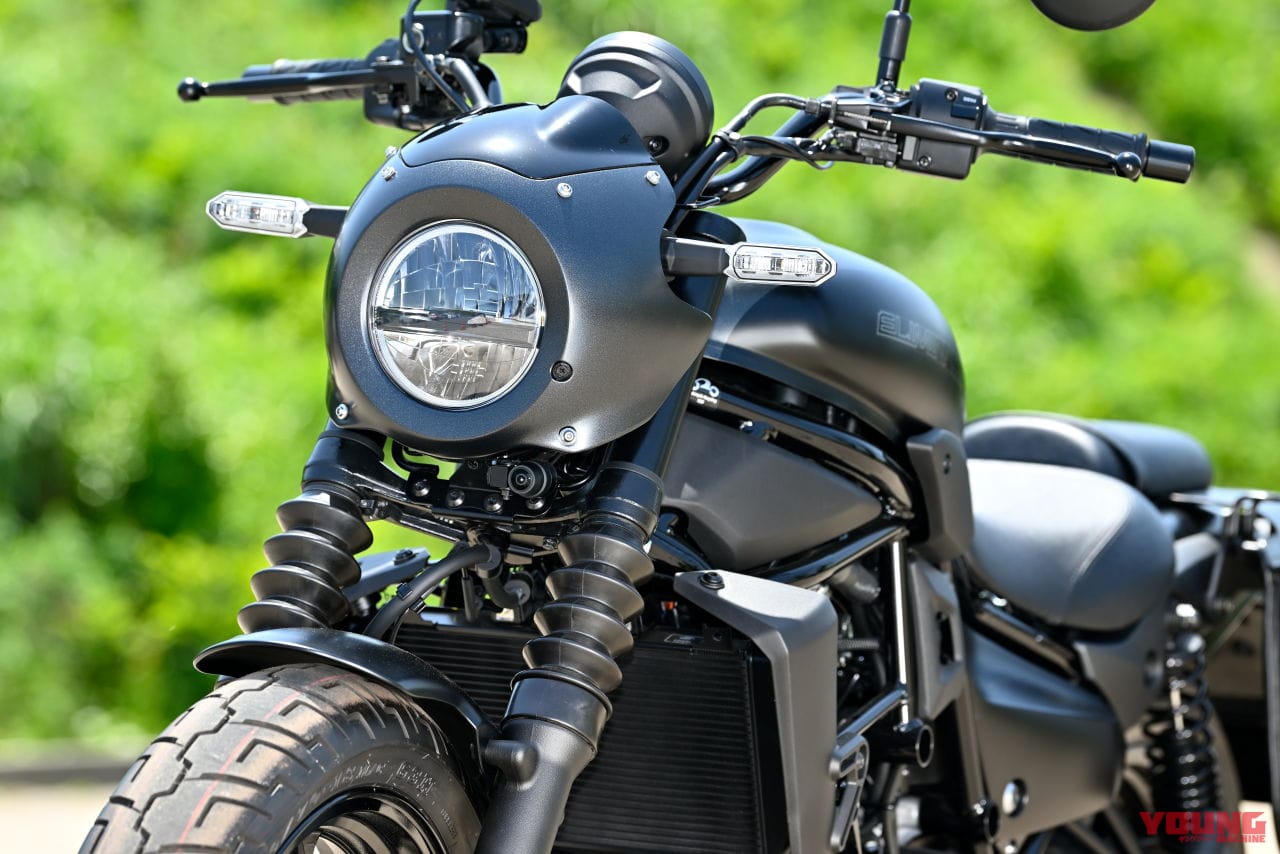 カワサキ|エリミネーターSE|2023年モデル|カワサキ新型「エリミネーターSE」に乗った! 安心の車体×元気なエンジンで普段使いからツーリング、スポーツまでイケそう!