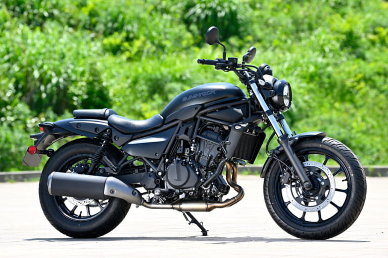 カワサキ|エリミネーター|2023年モデル|カワサキ新型「エリミネーターSE」に乗った! 安心の車体×元気なエンジンで普段使いからツーリング、スポーツまでイケそう!